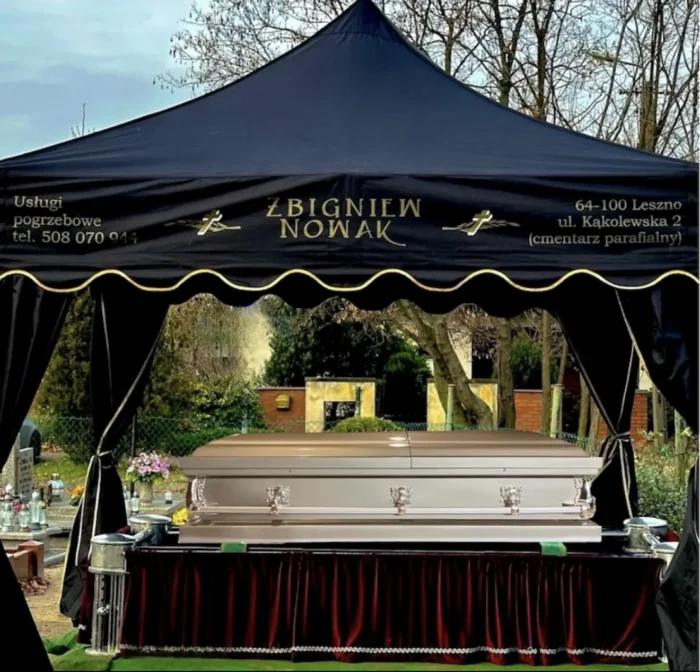namiot Zbigniew Nowak